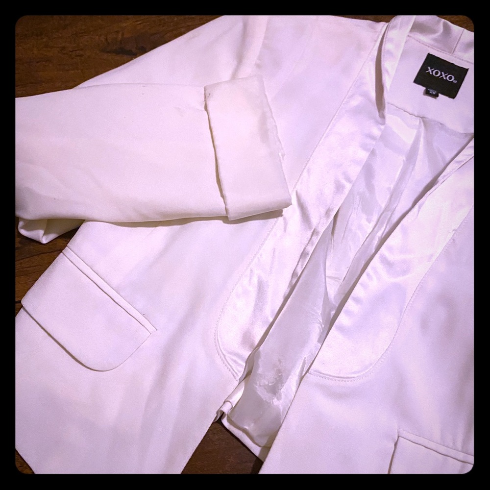 White blazer with silk lapel